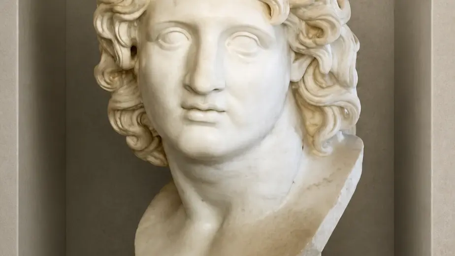 Busto di Alessandro Magno, detto Alessandro il Grande, con volto idealizzato e capigliatura riccia