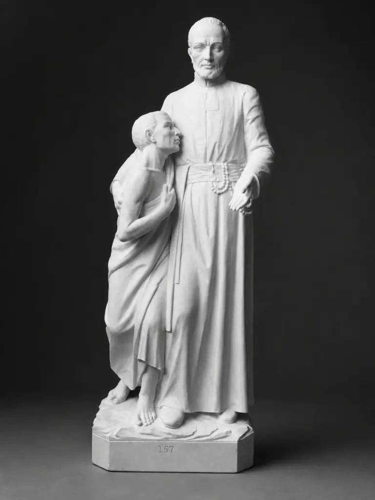 San Camillo de Lellis scolpito a tutto tondo in marmo bianco di Carrara