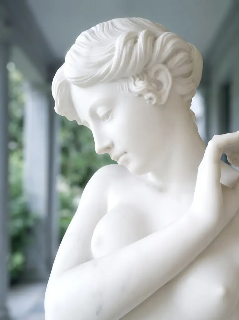 Venere Primavera in Marmo Bianco di Carrara